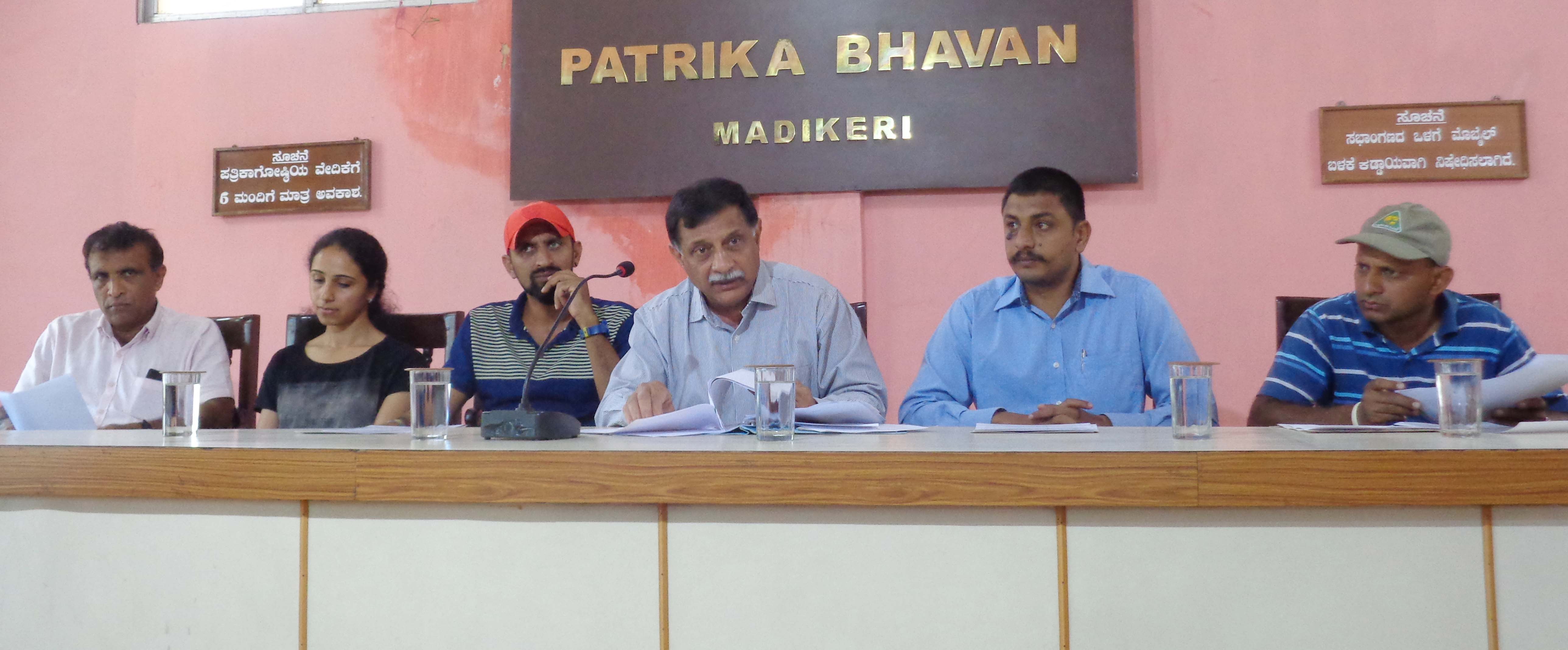 ರೈಲು,ಹೆದ್ದಾರಿ ಮಾರ್ಗ ಸಾಧಕ ಬಾಧಕ ; ಬಹಿರಂಗ ಚರ್ಚೆಗೆ ಸಿದ್ಧ : ಕ.ಸಿ.ಪಿ.ಮುತ್ತಣ್ಣ ಸ್ಪಷ್ಟನೆ